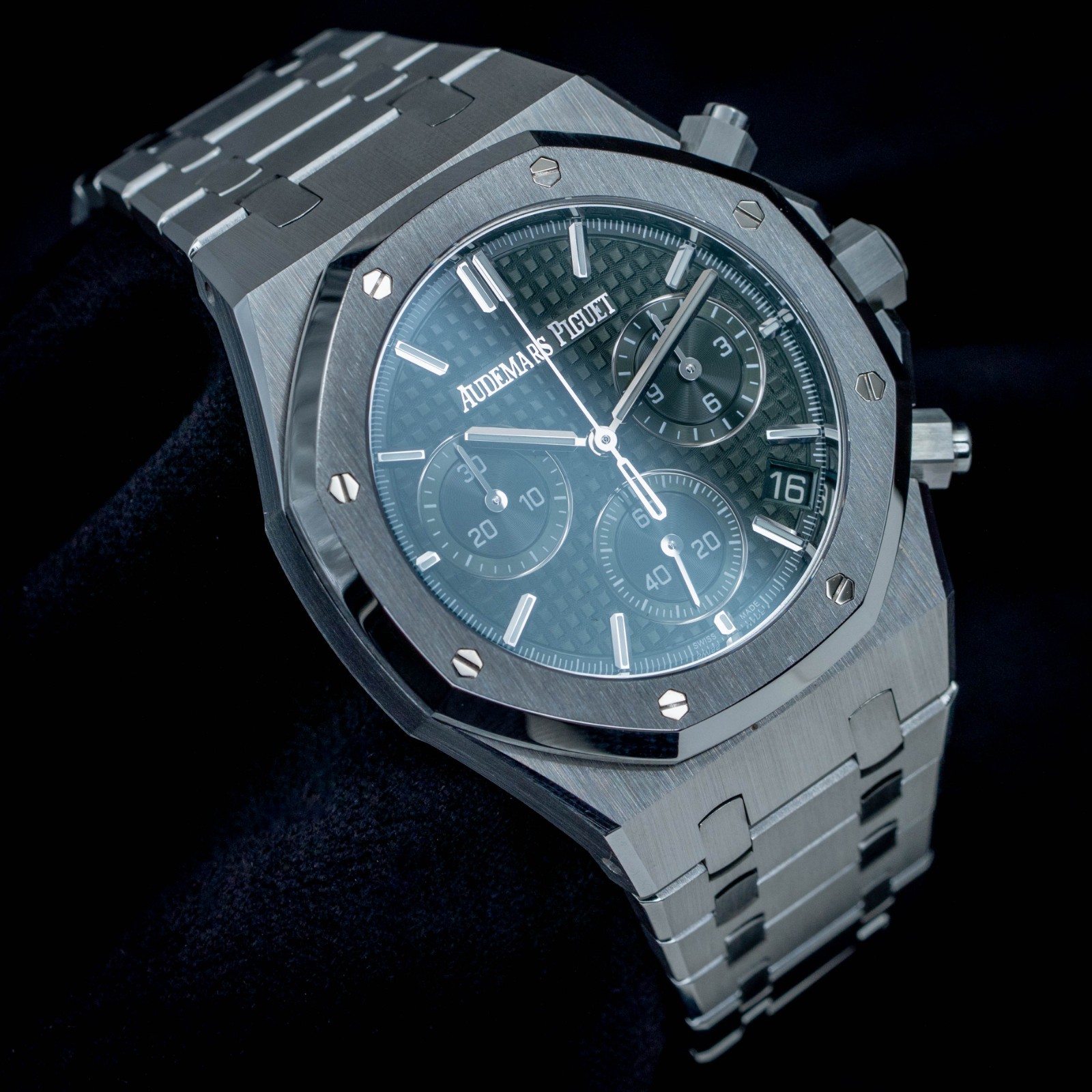 Audemars Piguet Royal Oak Chronograph 41mm Green Mint Condition Full Set 26240ST