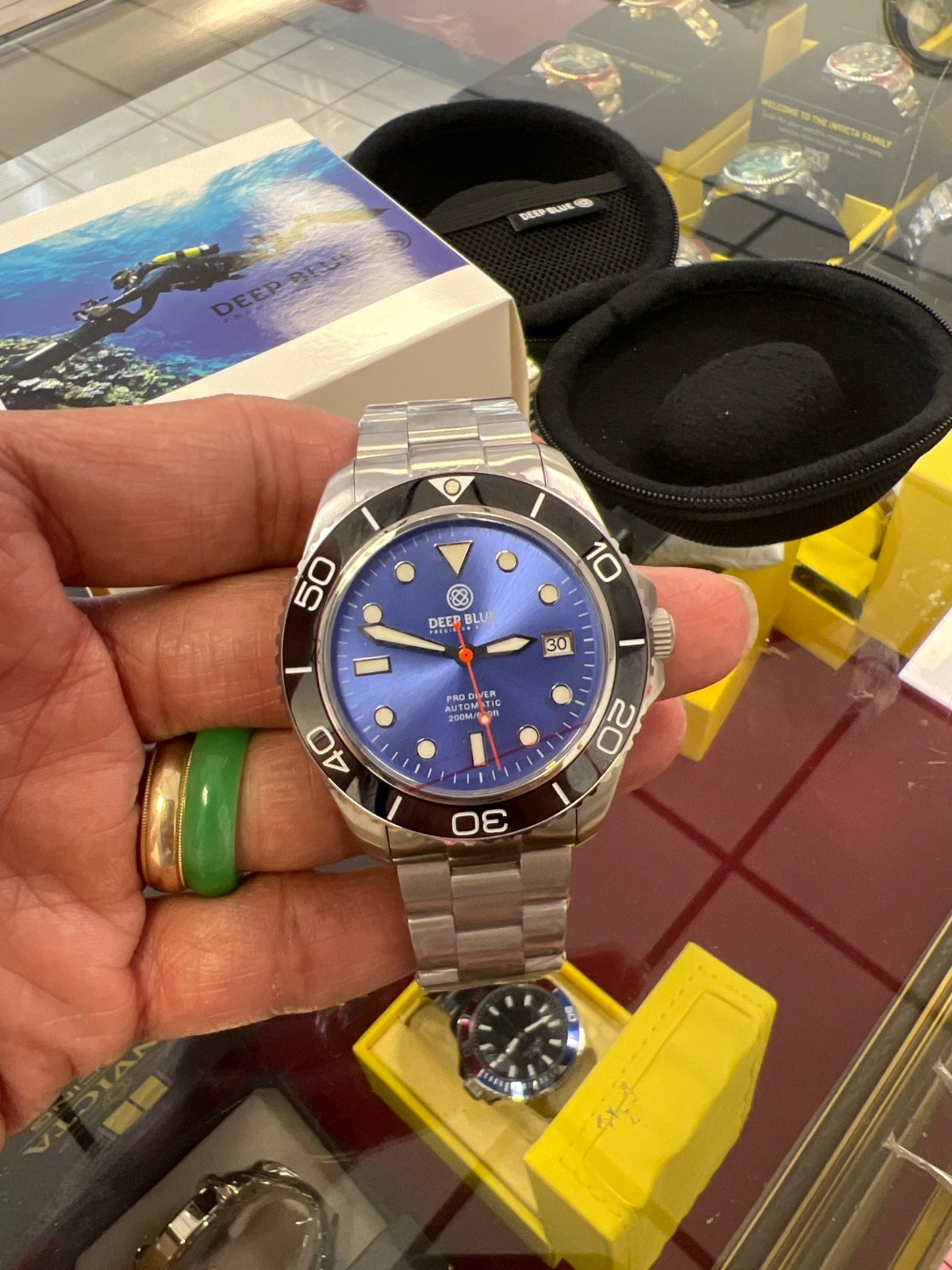 PRO DIVER 200 BLUE BLACK GRADIENT DIAL 42.5MM AUTOMATIC BRACELET DIVE WATCH