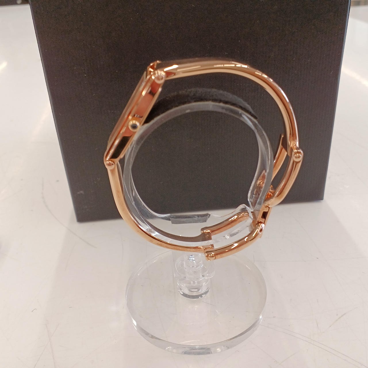 [A4N] Gucci 1500L 1P Diamond Pink Gold Plated Quartz Ladies Watch [f8w]