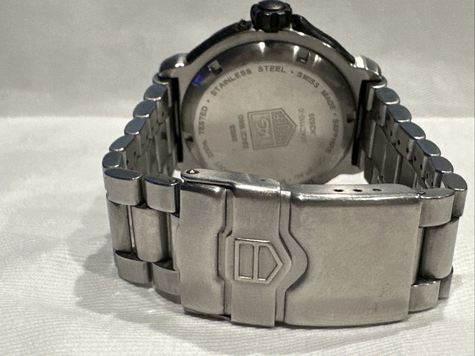 Tag Heuer Formula 1 WAH1110 Black Dial SS Quartz Watch w/ Travel Case