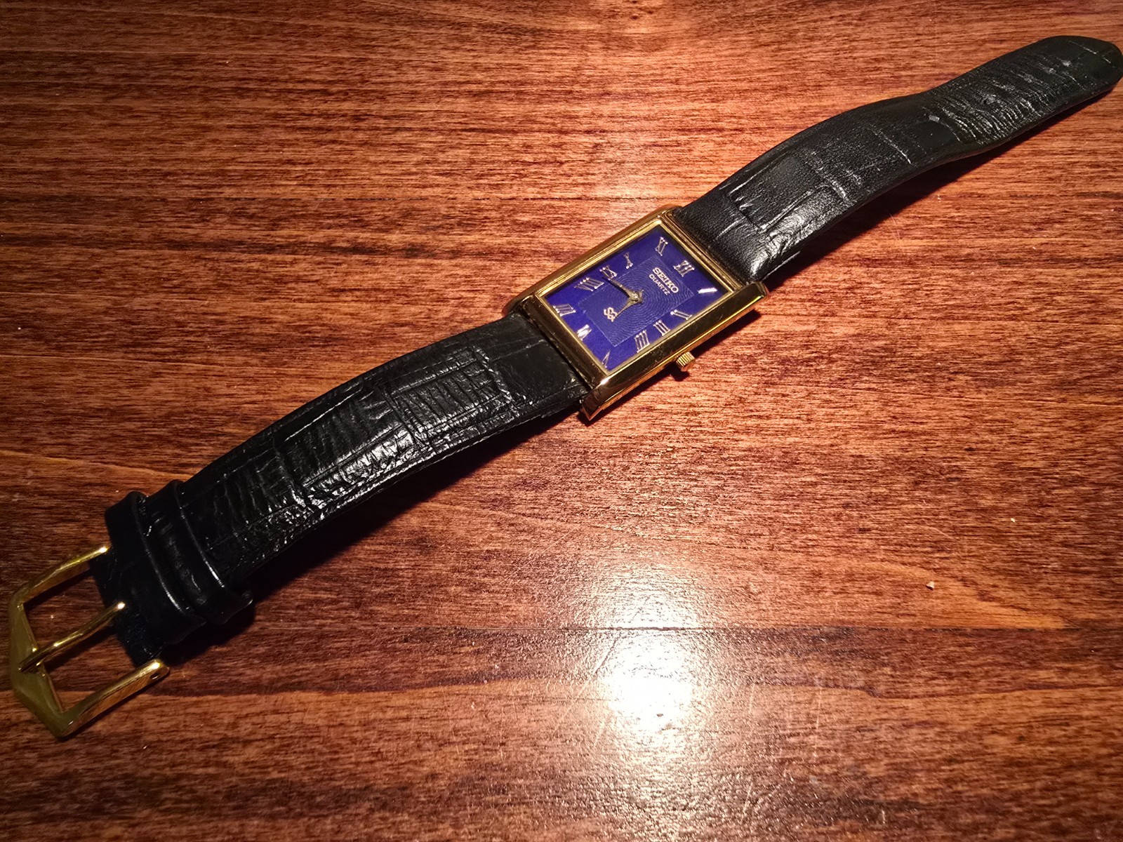 Seiko slim quartz classic blue face gentlemen’s classic watch