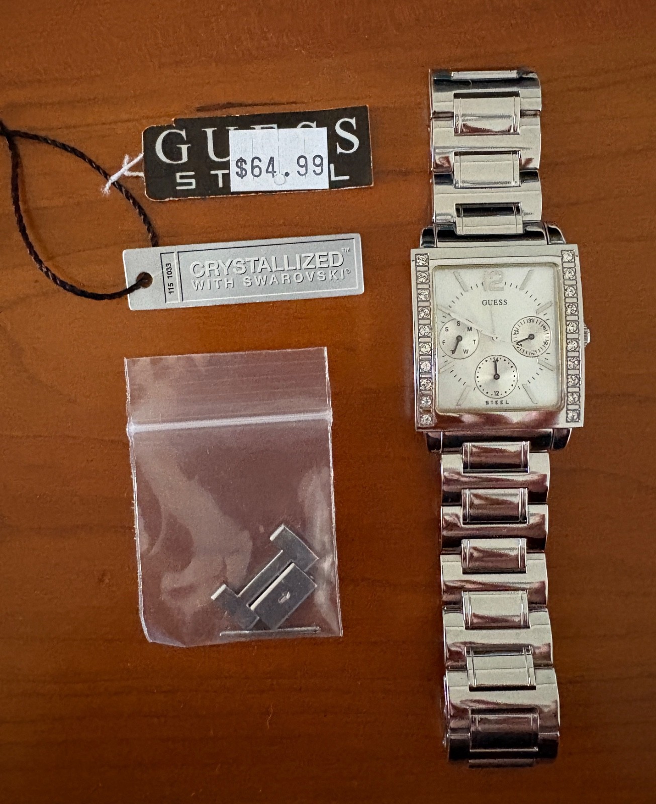 Guess Steel Vintage Analog Women’s Watch (#G11619L) – New!