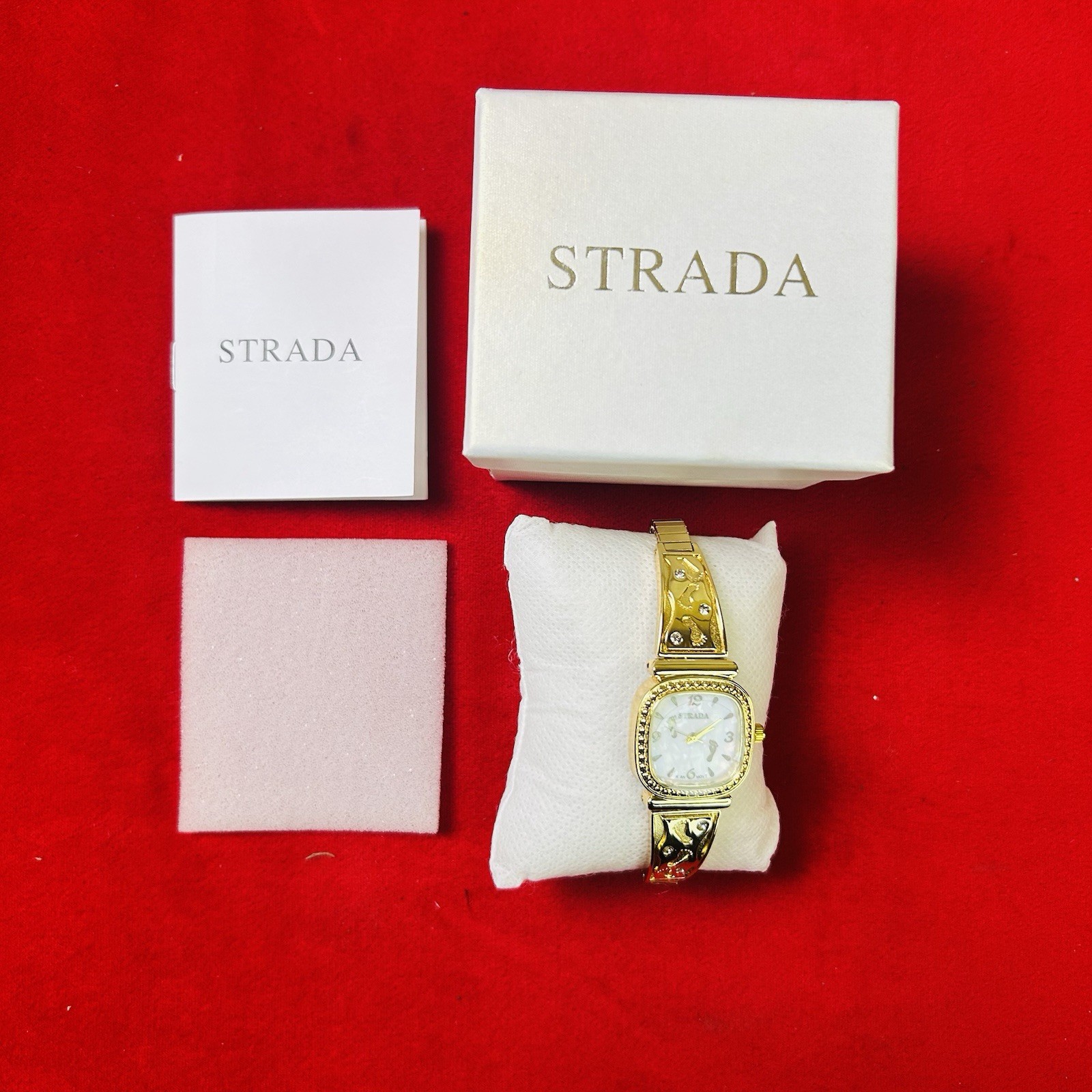 Footprints In The Sand Womens Watch Gold Tone Gemmed Sz 6.5″ Bracelet, New!