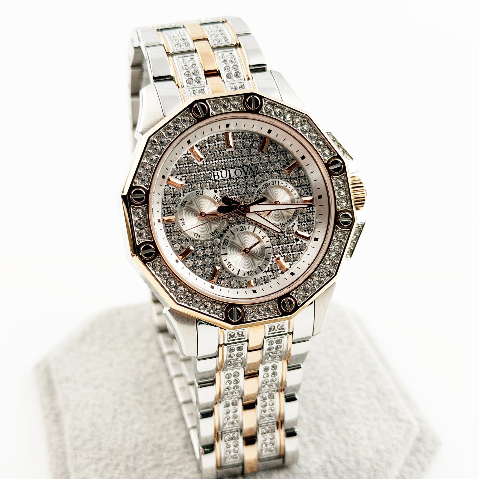 Bulova Men’s Watch Crystal Octava Two-Tone Stainless Steel Bracelet 98C133