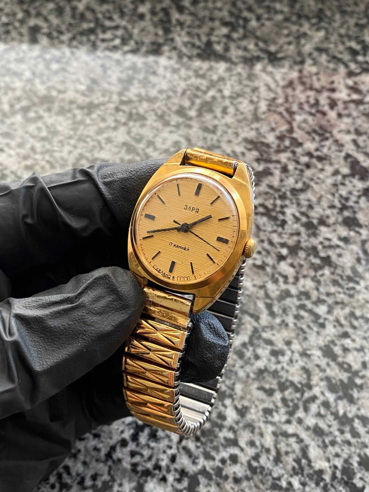 Vintage Zaria zarja Watch Original Soviet mechanical Wristwach Gold Platet Au-10