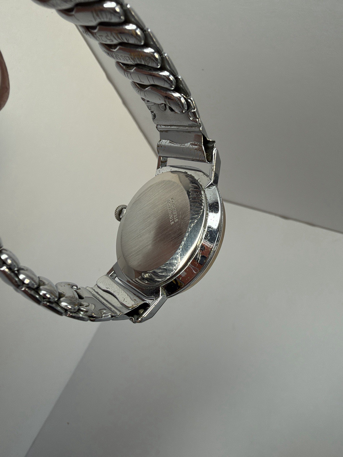 Helbros Swiss Made 17J Manual Wind Small Seconds Vintage Watch Silver Dial SS