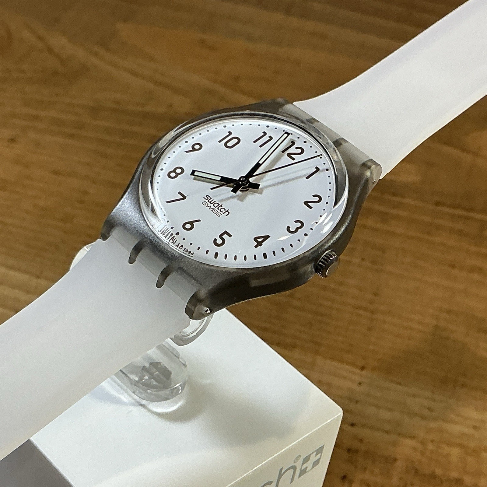 CLASSIC – SMOKED GREY – NEVER WORN [34mm ]