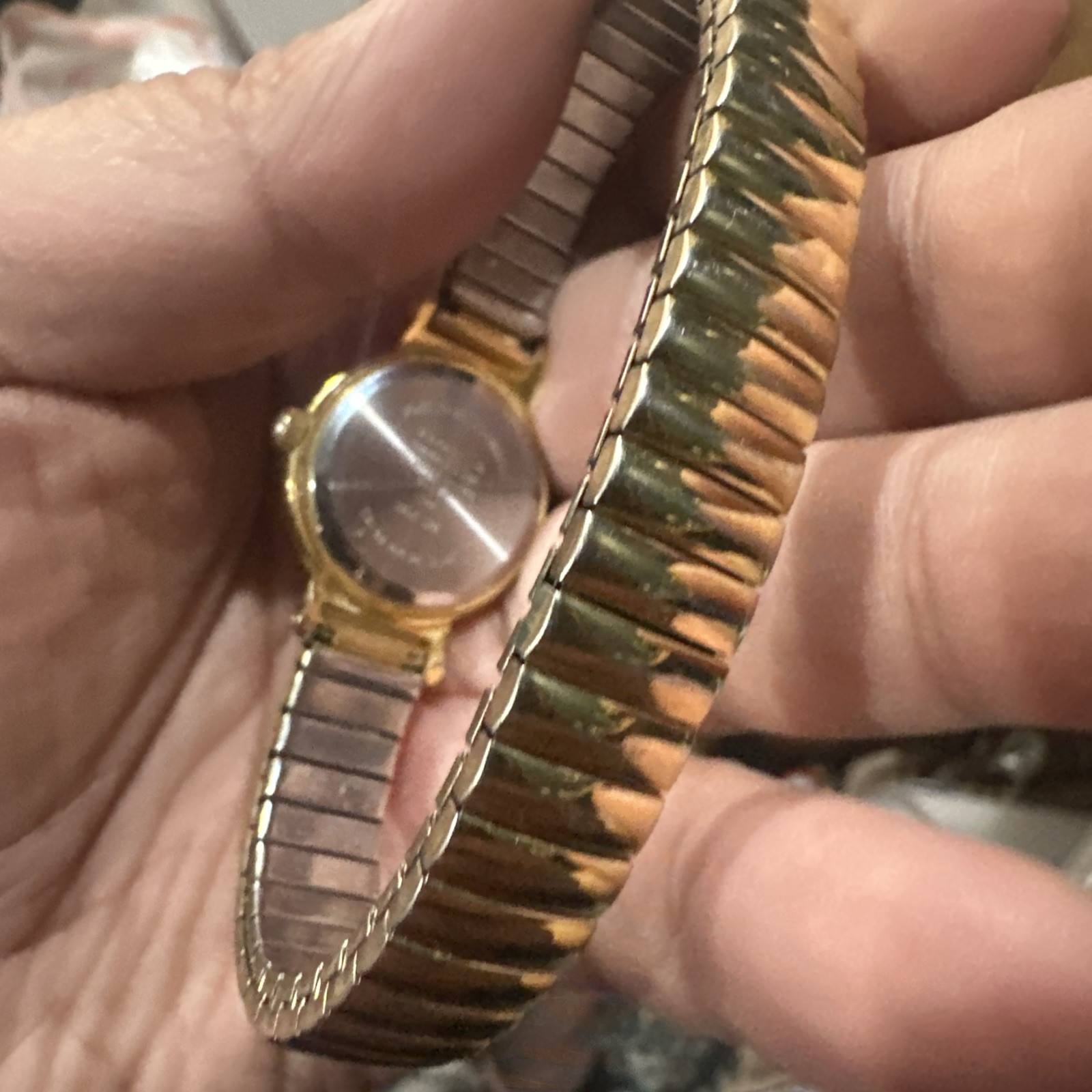 Working VTG Gold Ladies Watch New Battery 23mm Expansion Band FIt 8.5in Wrist