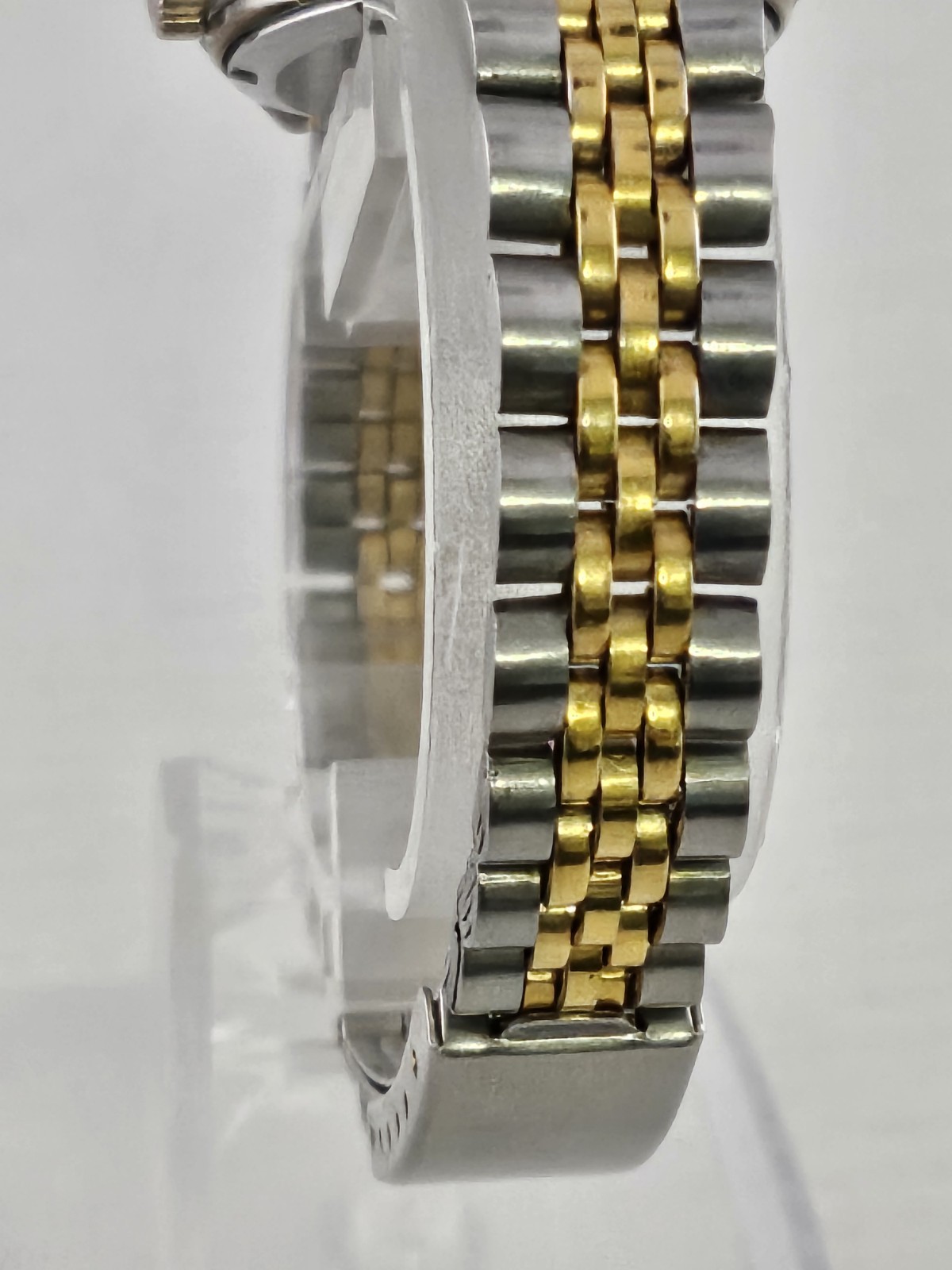 Ladies Lucien Piccard Dufonte Presidential Style Fluted Bezel Quartz Watch Runs
