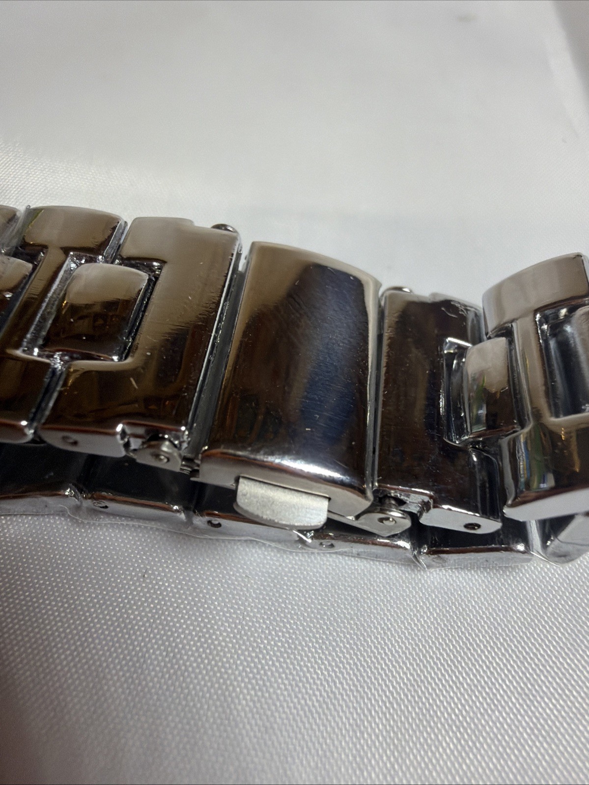 ORUSS Men’s Silver Analog Wristwatch Metal Band Date White Dial Dress/Formal New