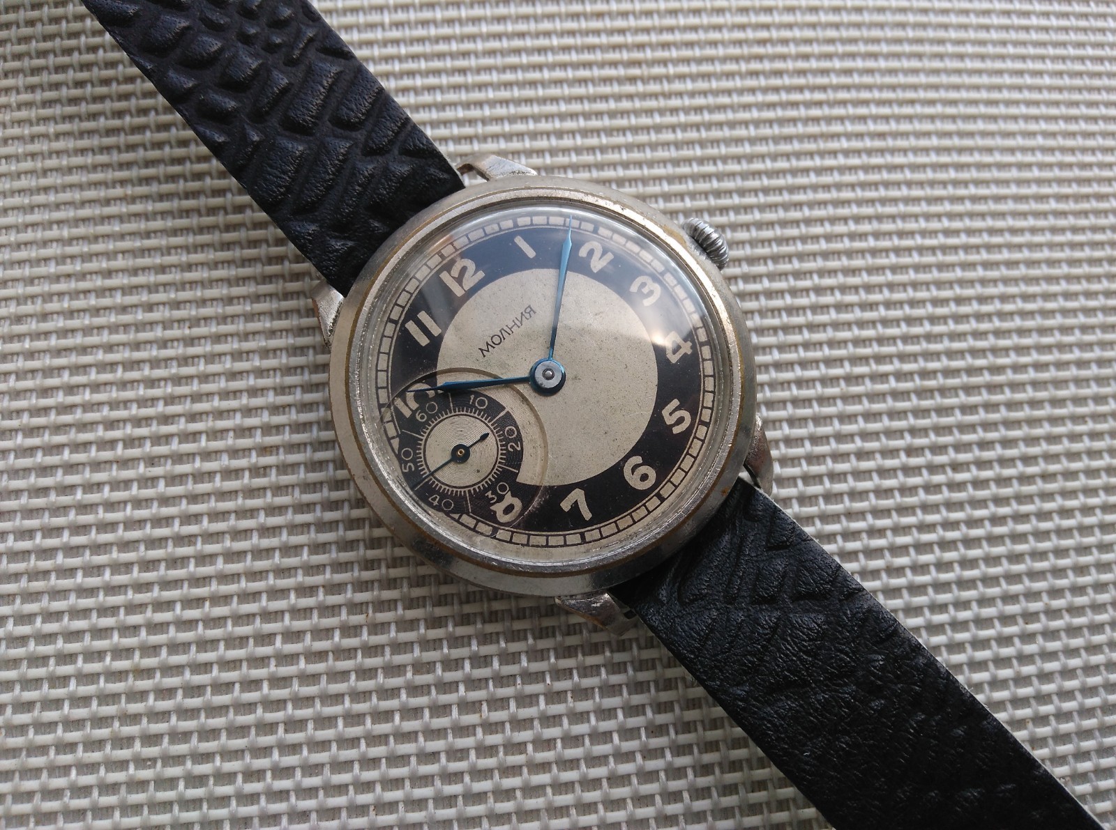 Rare OVERSIZE 38 mm. Soviet Molnija Watch USSR 1951 Military Style SERVICED