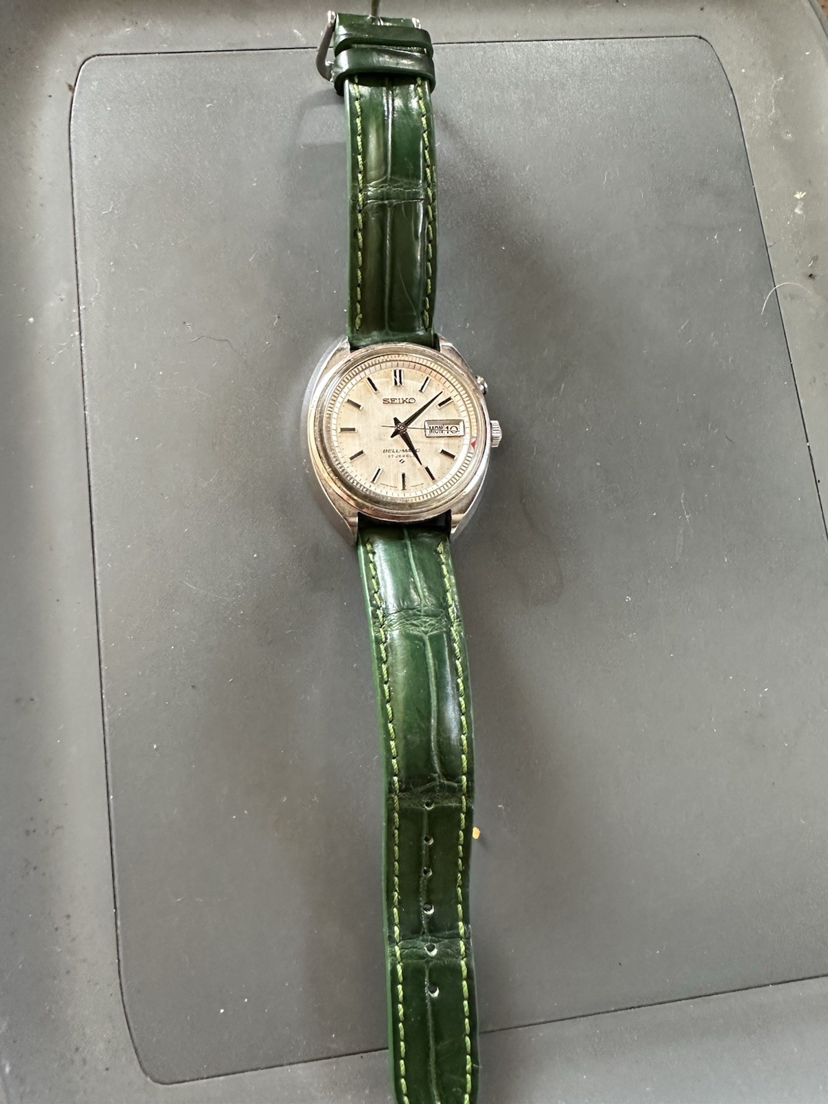 Seiko Bell-Matic Automatic 27J Day/Date Silver Dial Green Leather Men’s