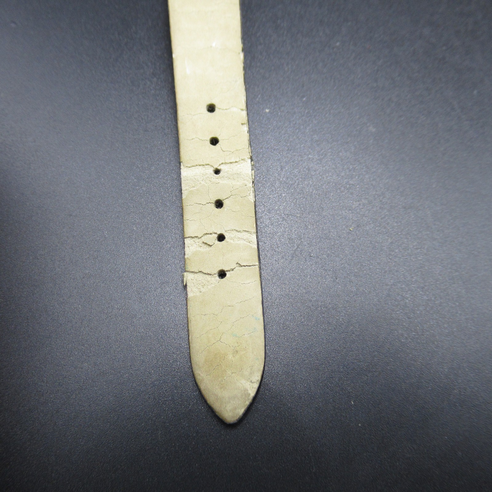 Collezione Slim Gold Tone Rectangular Quartz Watch Black Leather Band Japan Movt