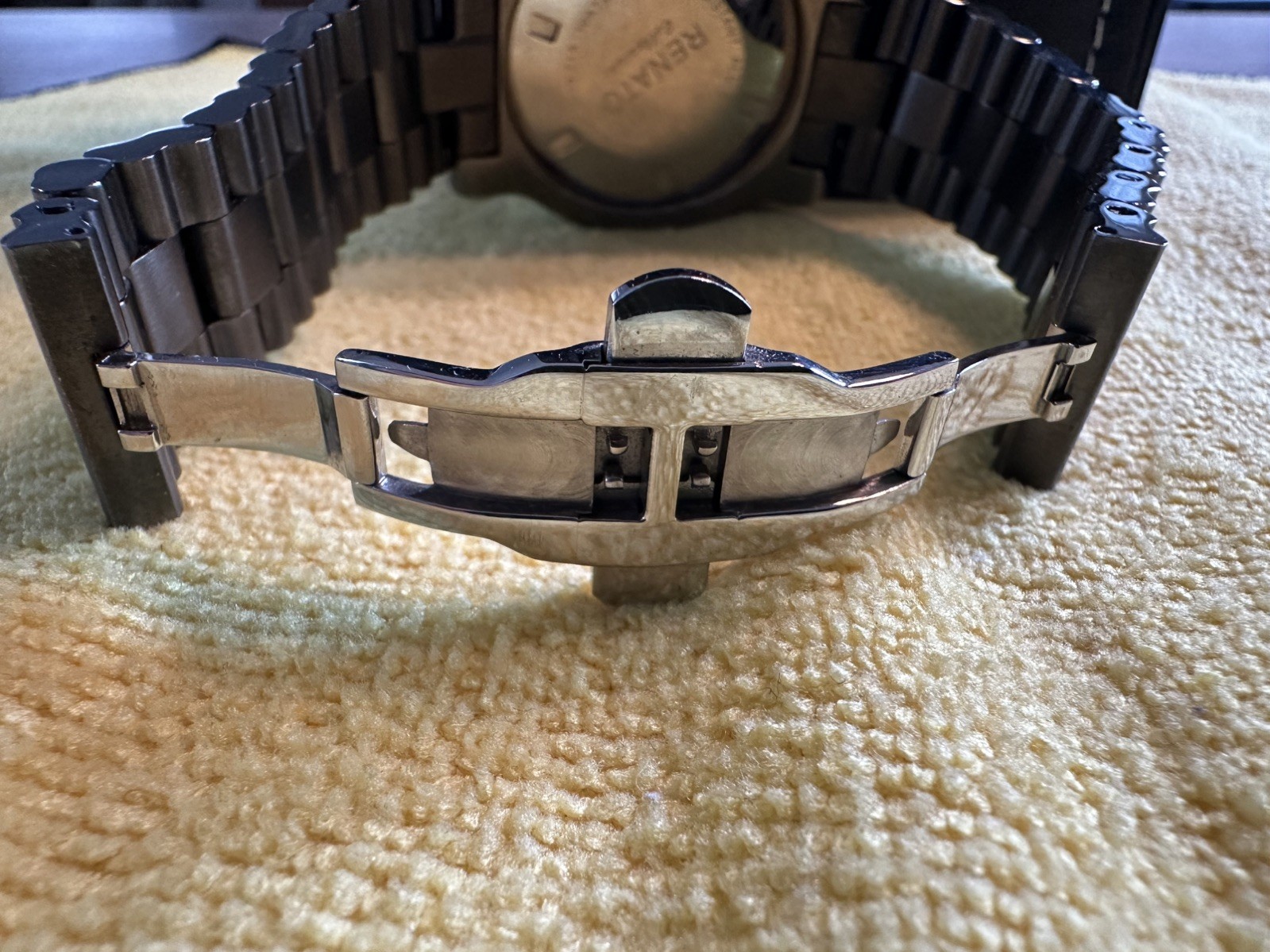 Renato Beast Collezioni Gunmetal Chronograph (Carbon Fiber Dial – New Battery)