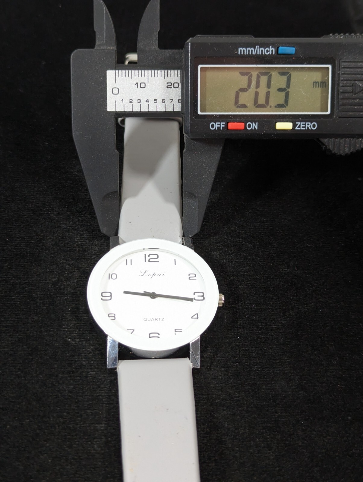 White Dial Round Silver Tone Case Gray Faux Leather Band Watch 8 Inch