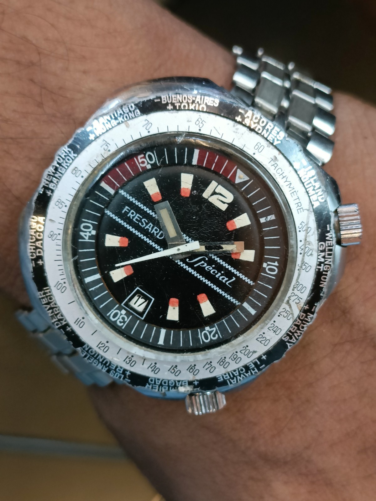 FRESARD SPECIAL 17J WINDING PATINA BLACK DIAL MEN’S WORKING CONDITION