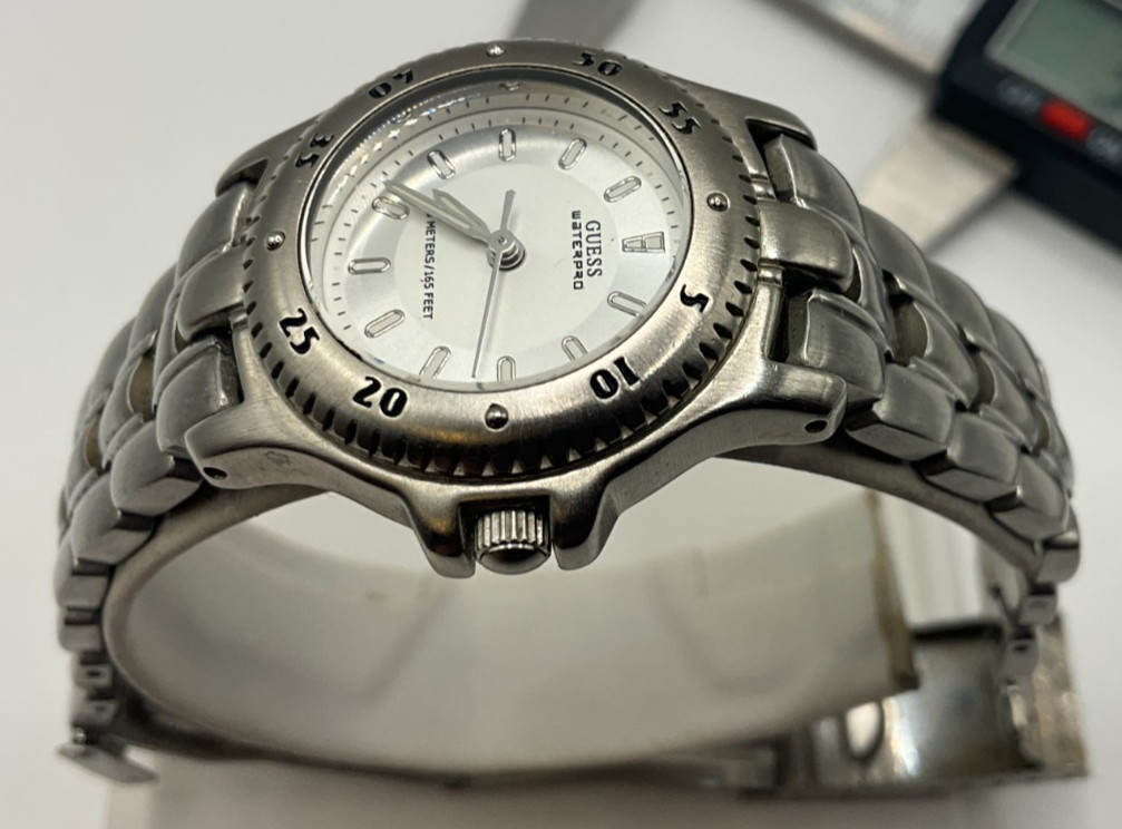 Vintage Guess Waterpro womens watch, light wear/use, looks sand runs good, nice