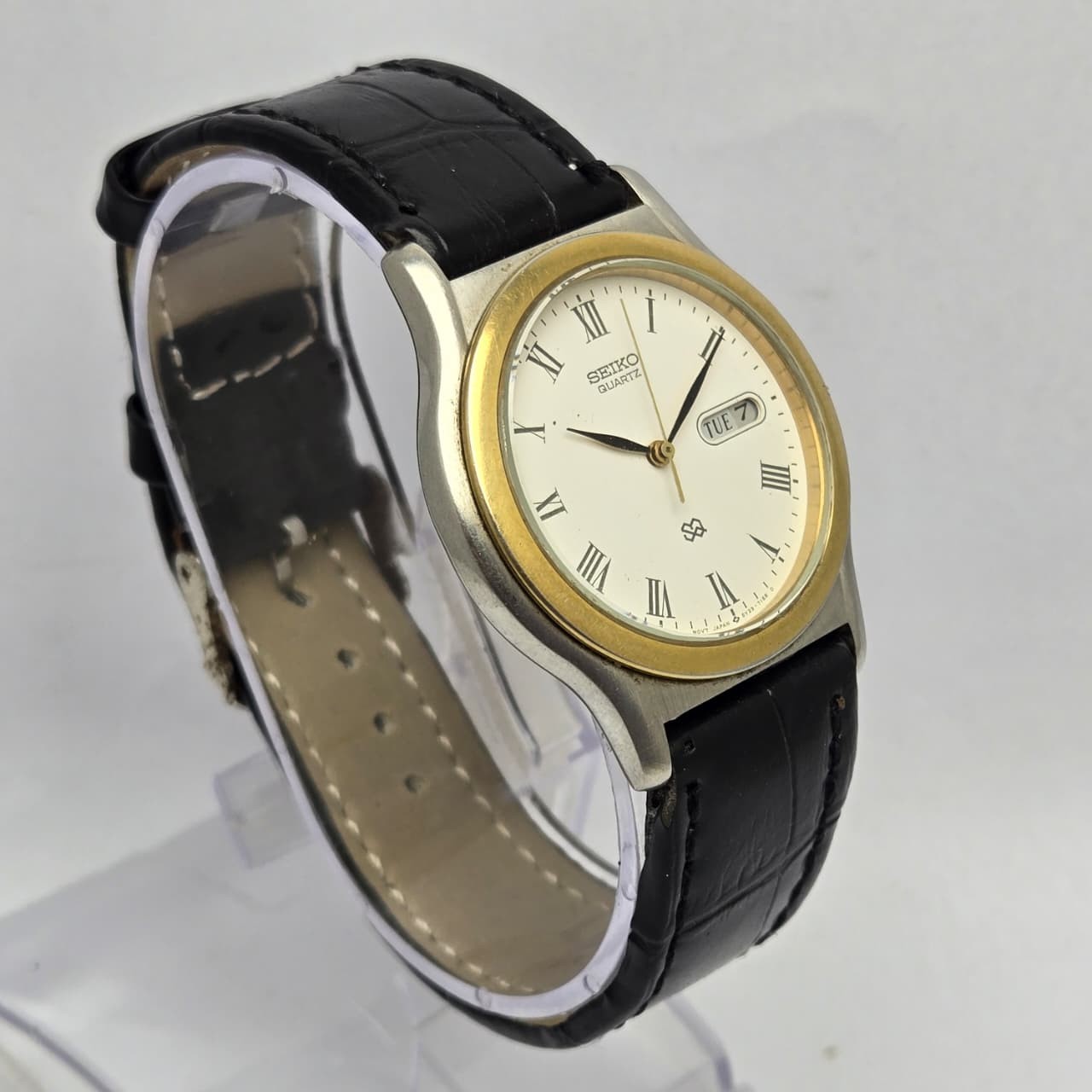 Seiko SQ 5Y23-7080 Day/Date Roman Dial Quartz Vintage Men’s Watch