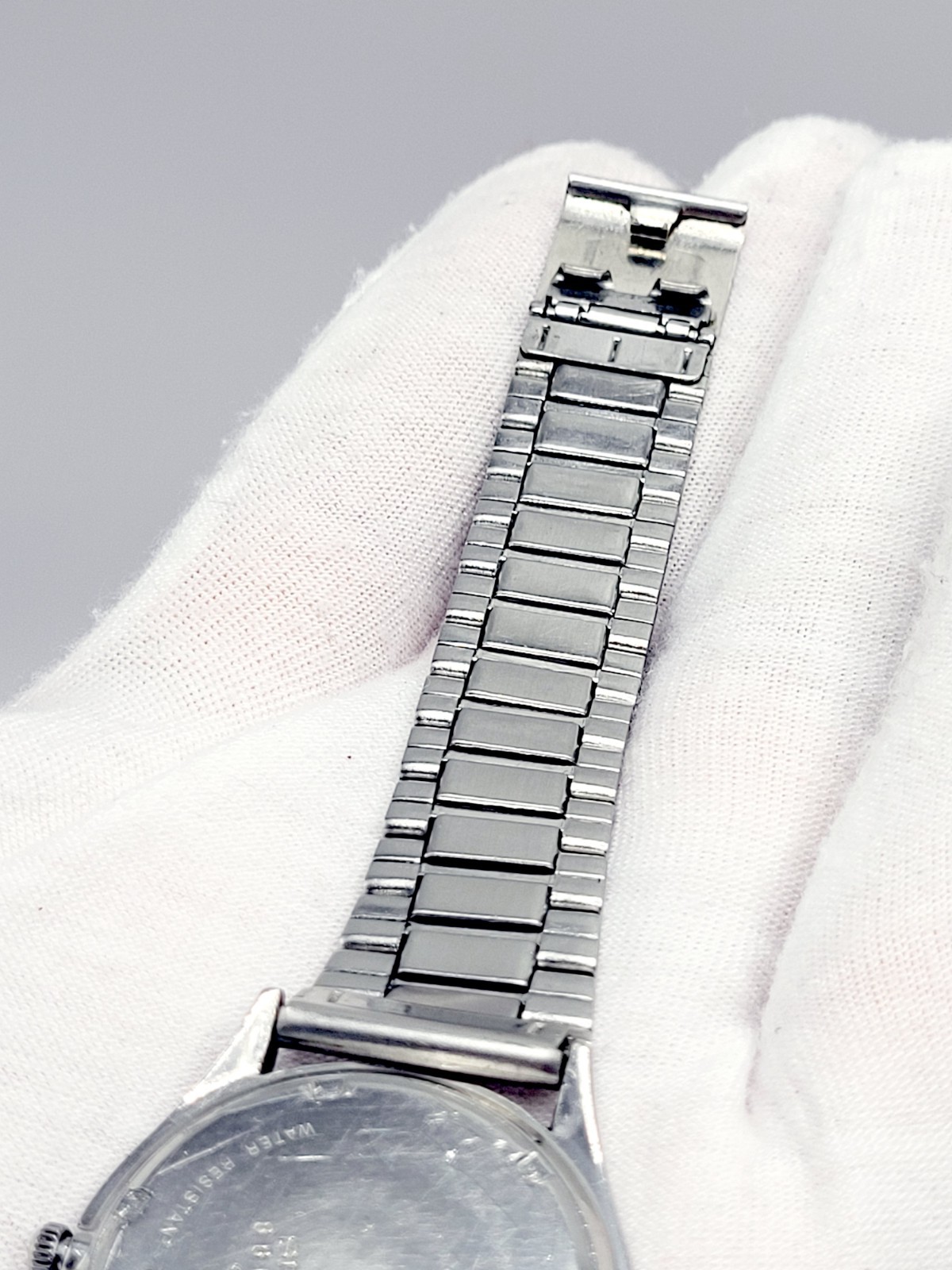 *READ 1988 [WORKS] Seiko Watch Mens 33mm Silver Dial Round Day Date
