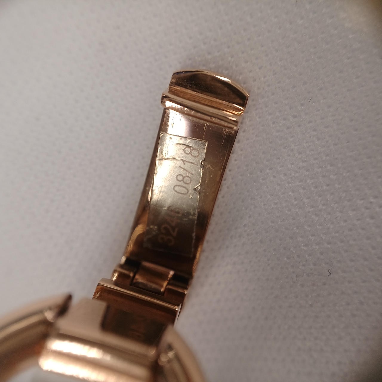 [A4N] Gucci 1500L 1P Diamond Pink Gold Plated Quartz Ladies Watch [f8w]