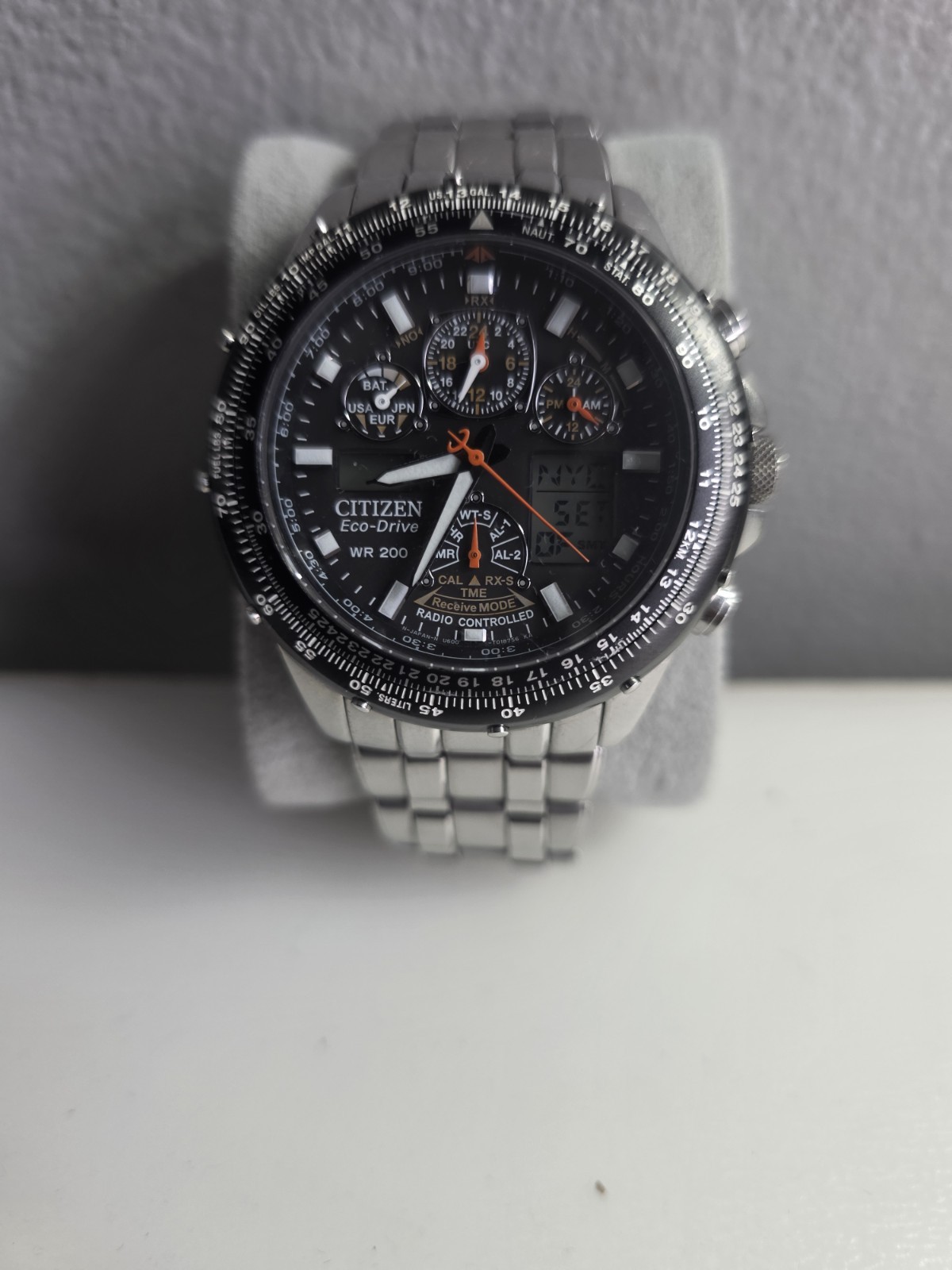 Mens Citizens Skyhawk Promaster U600-S041341 ECO-DRIVE.Radio Controlled.