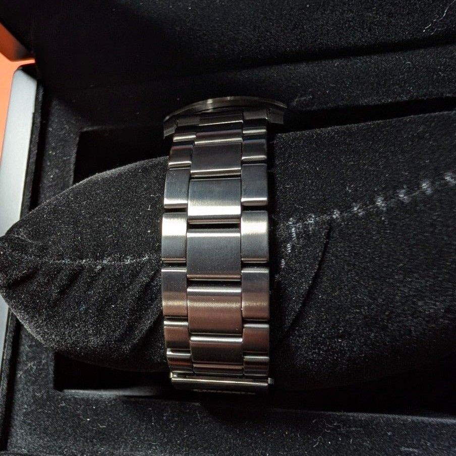 The Citizen Eco Drive Solar Watch Annual Difference 5 Seconds AQ1054 59L