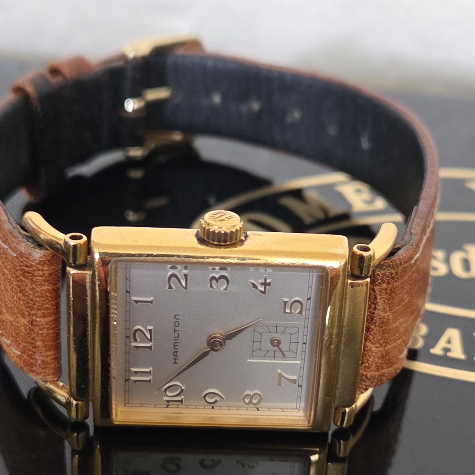Hamilton Wilshire Registered WatchMens Watch 22mm Gold Tone Leather New Battery