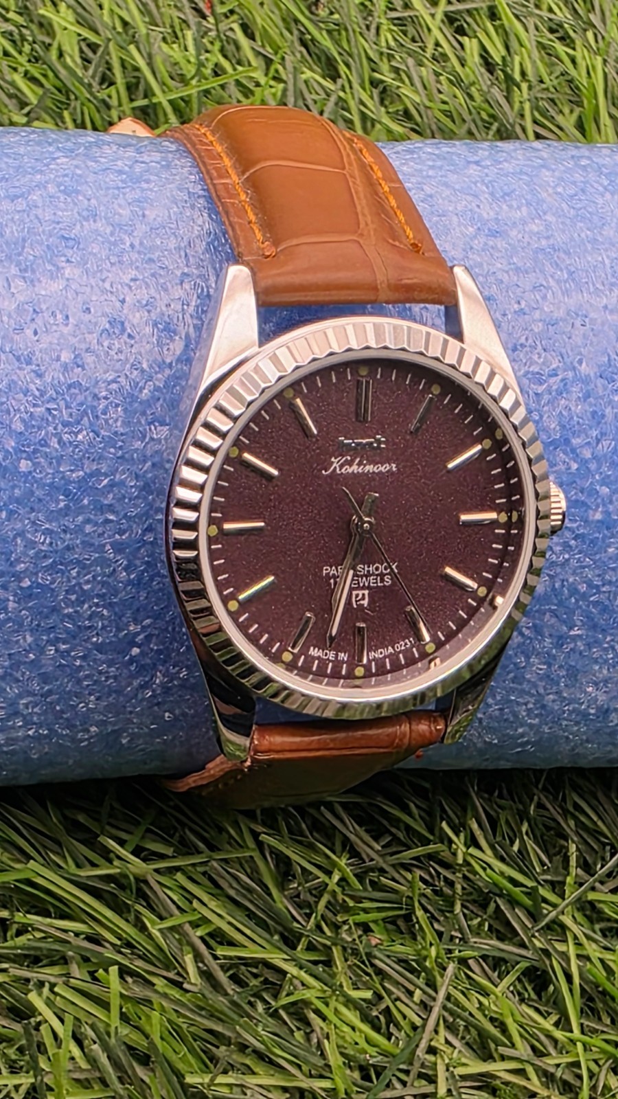 Beautiful Mens HMT Kohinoor Parashock Mechanical Wind 17J Watch