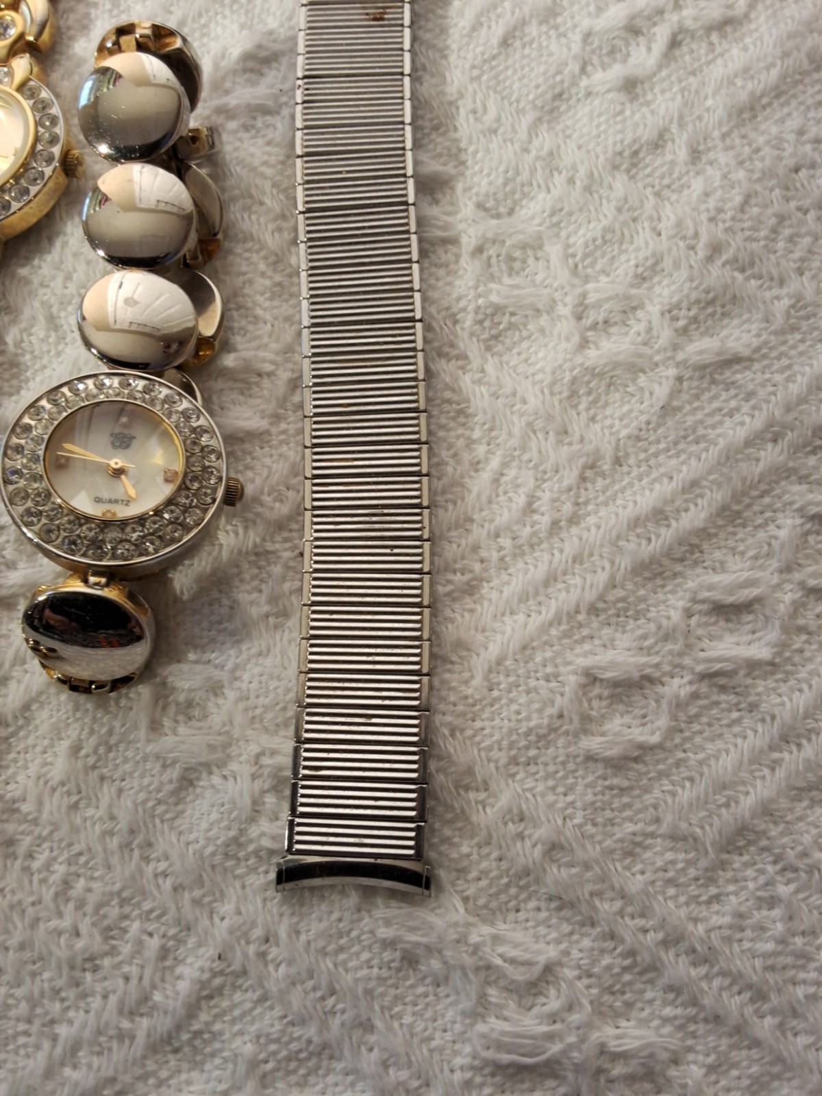 Watch Lot Untested 18 Count + Extra Bands, Over 2 LBs See Description