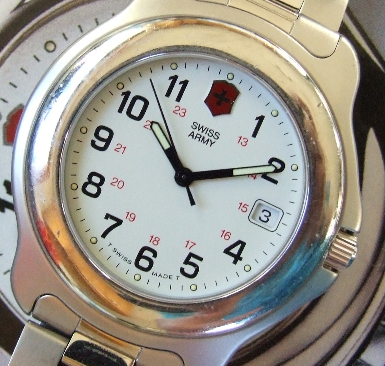 VictorINOX SWISS ARMY+ClaSSiC Mens OFFICERS 1884+Sapphire+40mm+SS BRACELET=SWEET