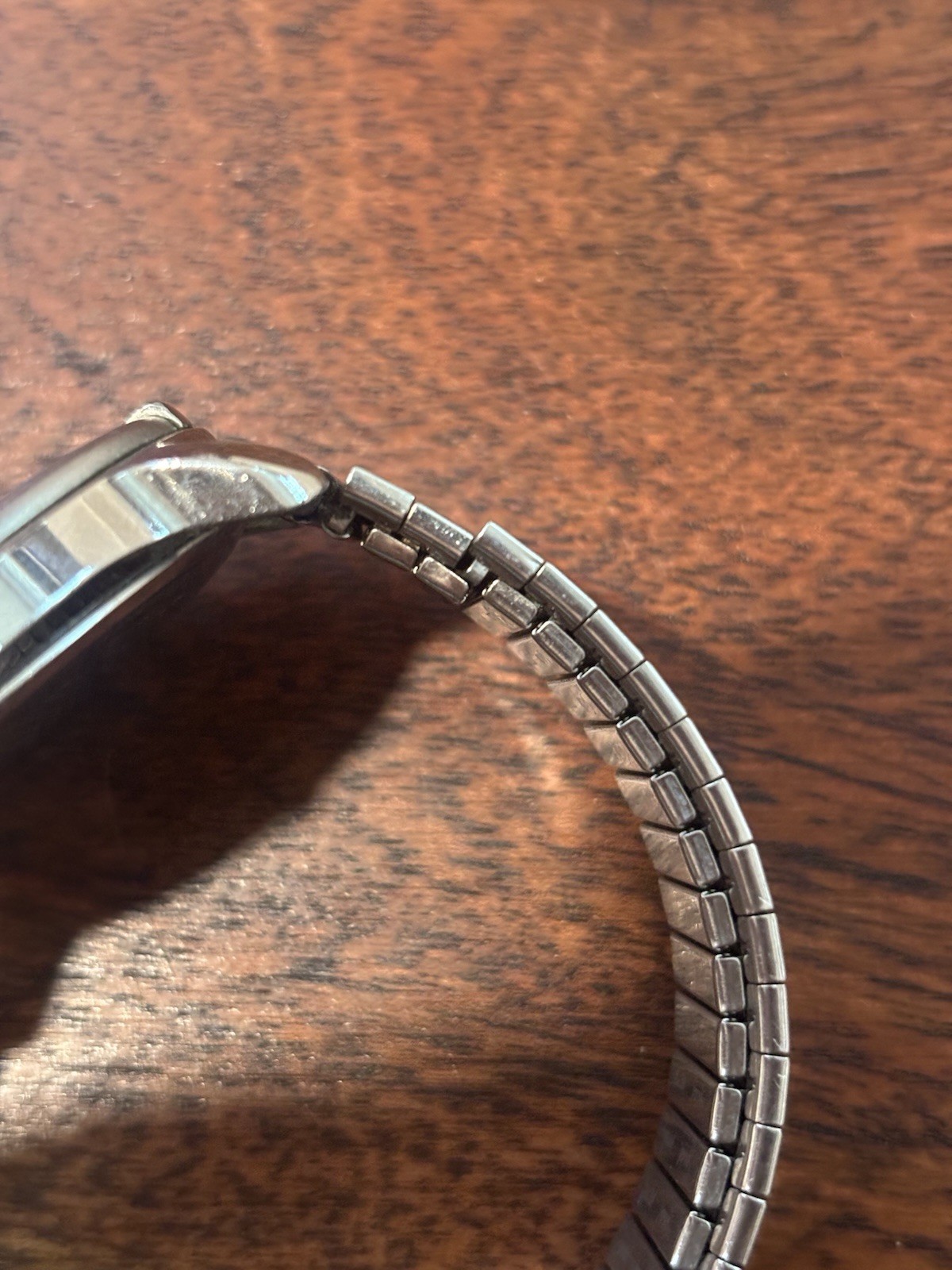 Timex Expedition Quartz 38mm White Dial Steel Bracelet INDIGLO Date 50m