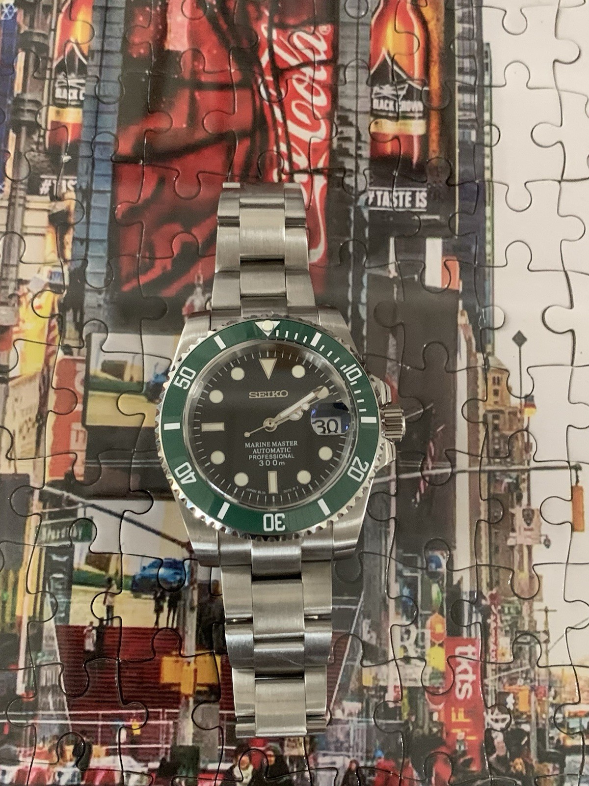 Marine Master Automatic 300m Diver Green Bezel Black Dial Date Box
