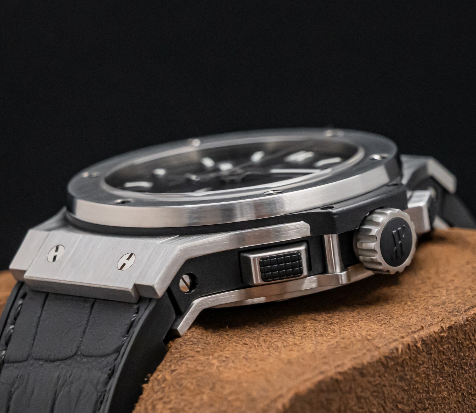 Hublot Big Bang Unico Ferrari Titanium & Carbon 45 mm Deploy 401.NJ.0123.VR