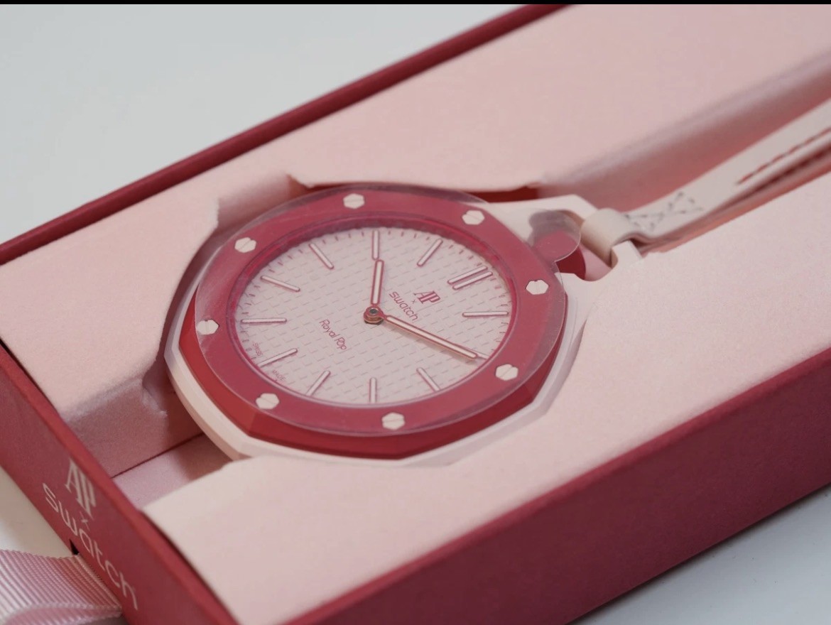 AP X SWATCH| OTTO ROSSO | BRAND NEW SEALED | BAG, BOX, AND RECEIPT✅🚚💨