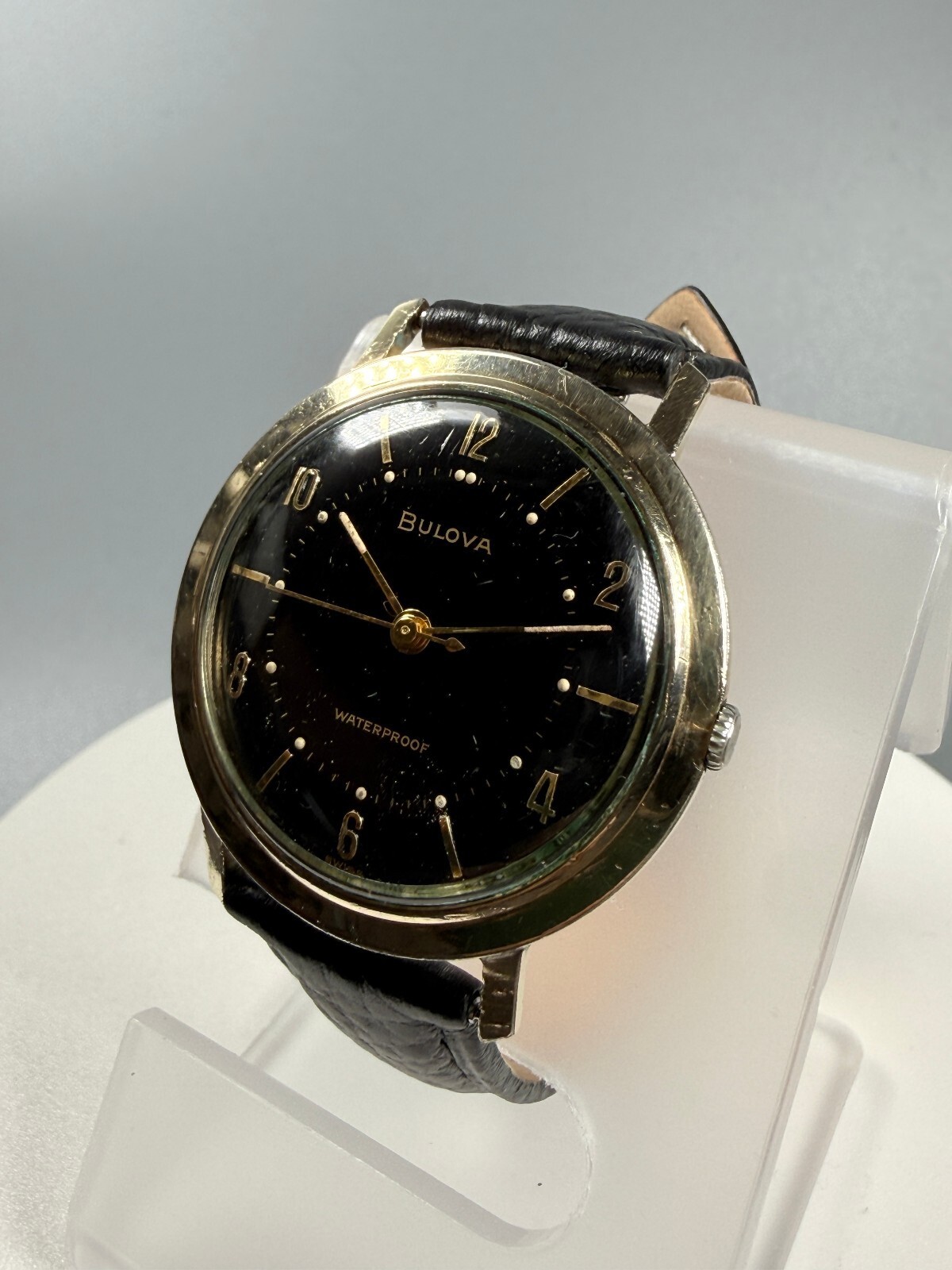 Vintage Bulova 10K RGP Black Dial Manual Wind 35mm Men’s Watch D646186