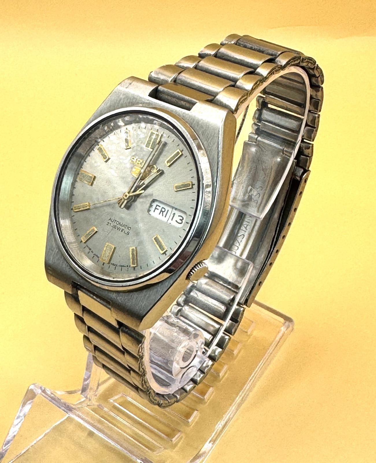 Seiko 5 Automatic Vintage 21 Jewels 7S26A Men’s Watch-Day/Date