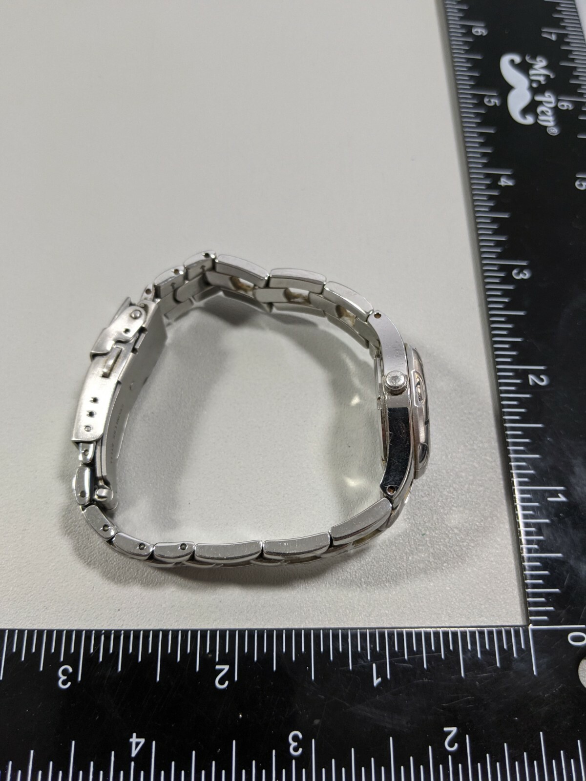 Relic Wet Gray Dial Silver Tone Date Indicator Stainless Steel Band Watch 6.5 In