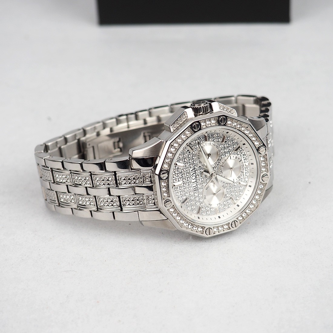 Bulova Octava Crystal 96C134 Silver-Tone Steel Strap Men’s Quartz Watch 41.5 mm