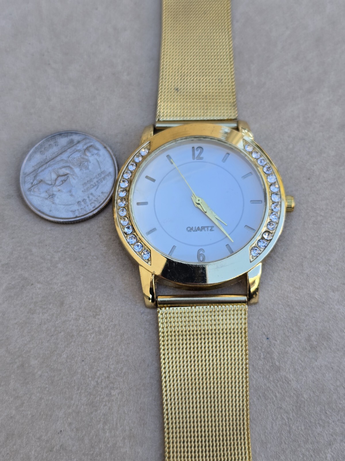 Quartz Gold Tone Mesh Clear Rhinestones Ladies Wrist Watch 7″ Needs Battery