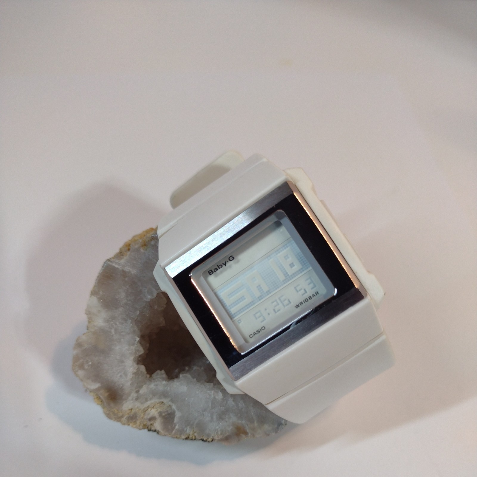 Casio Baby-G 3085 BG-2001 Square White Digital Wristwatch Water Resistant 10 Bar