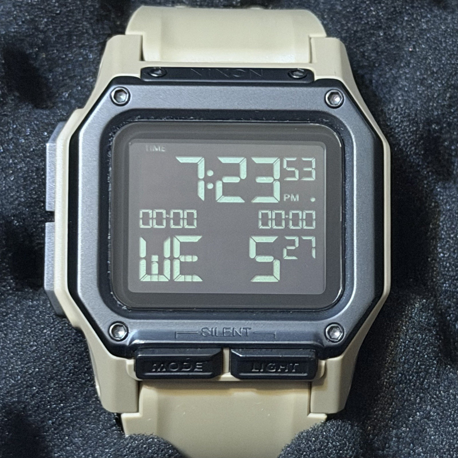 Nixon The Regulus Surplus Stormtrooper Tan Men’s Surf Skate Digital Watch w/Box