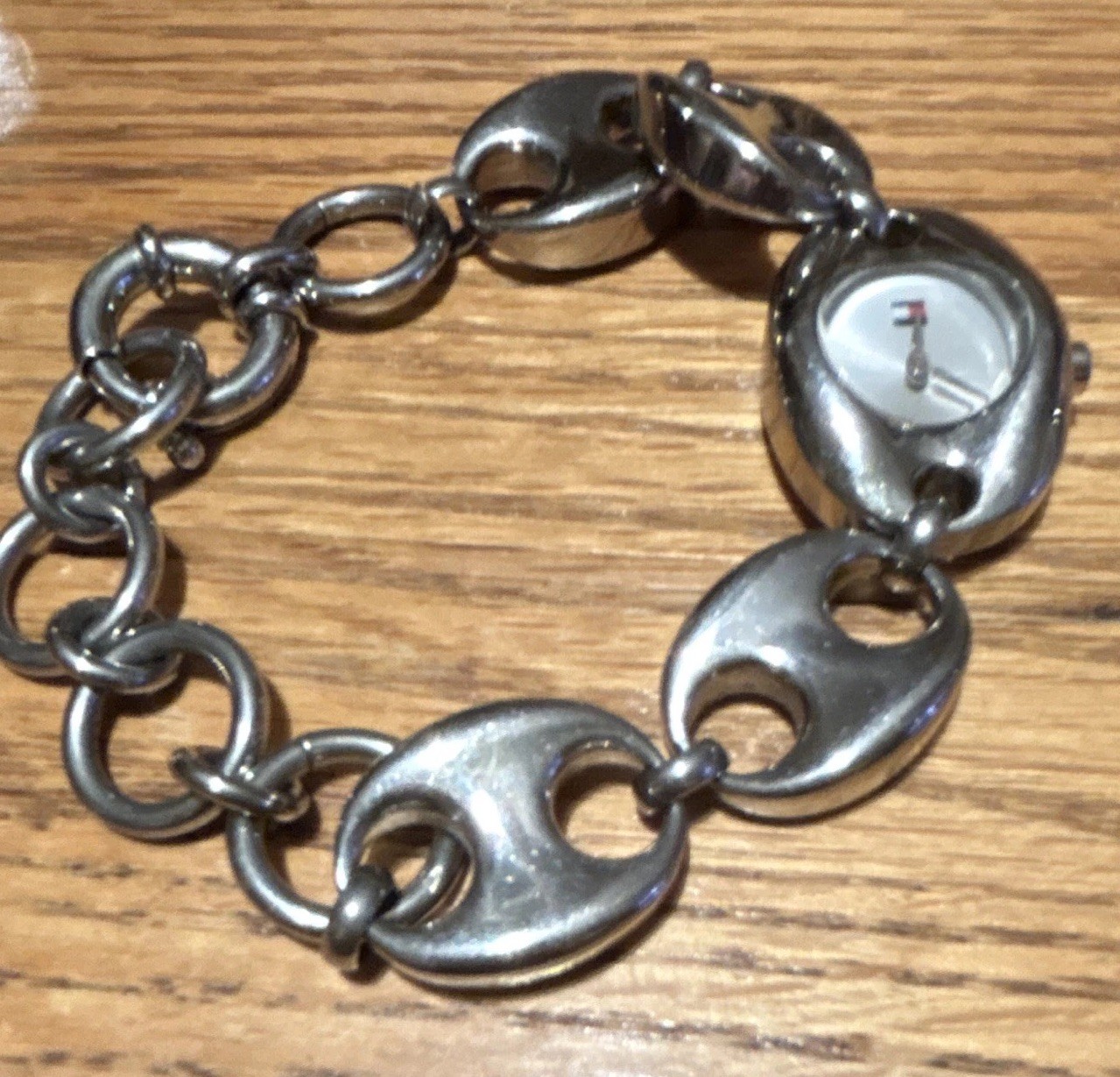 Tommy Hilfiger Women’s Silver Tone Oval Analog Bracelet Watch Needs Battery