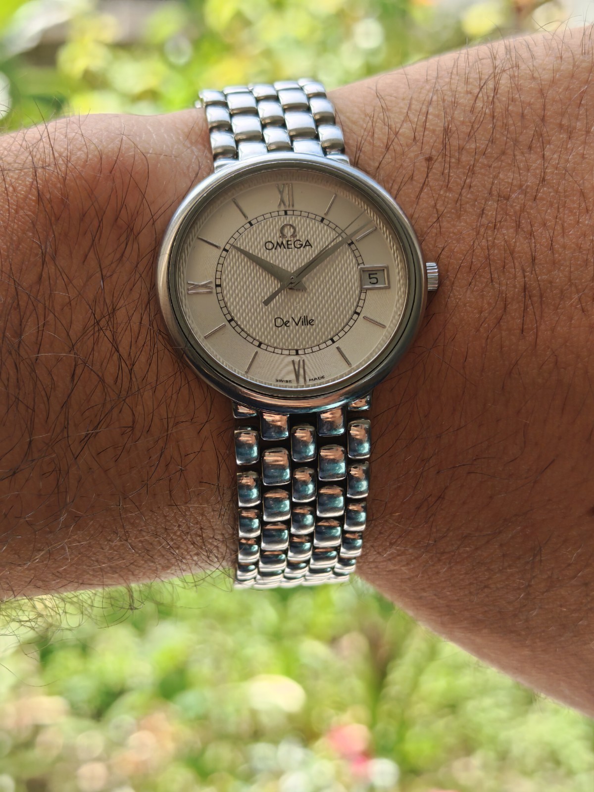 Omega De Ville Prestige White Hobnail Dial Mens Quartz Watch Stunning Condition