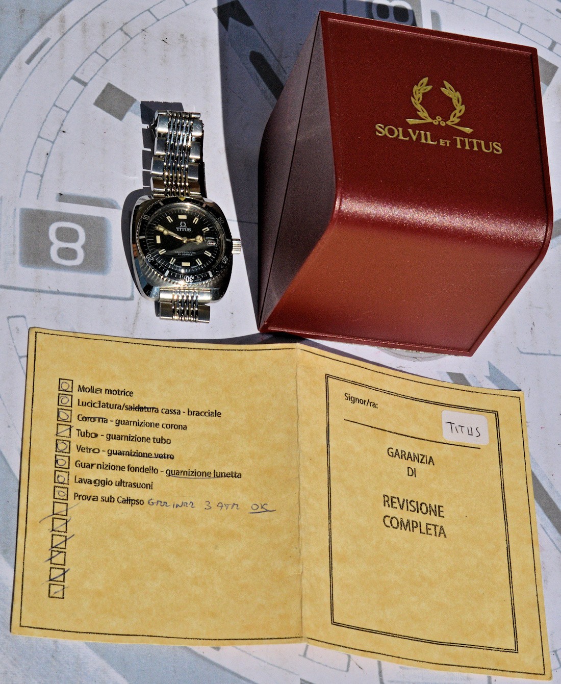 Titus Calypsomatic 8375 Diver Rare 1967-1970 Wrist Watch With Steel Bracelet