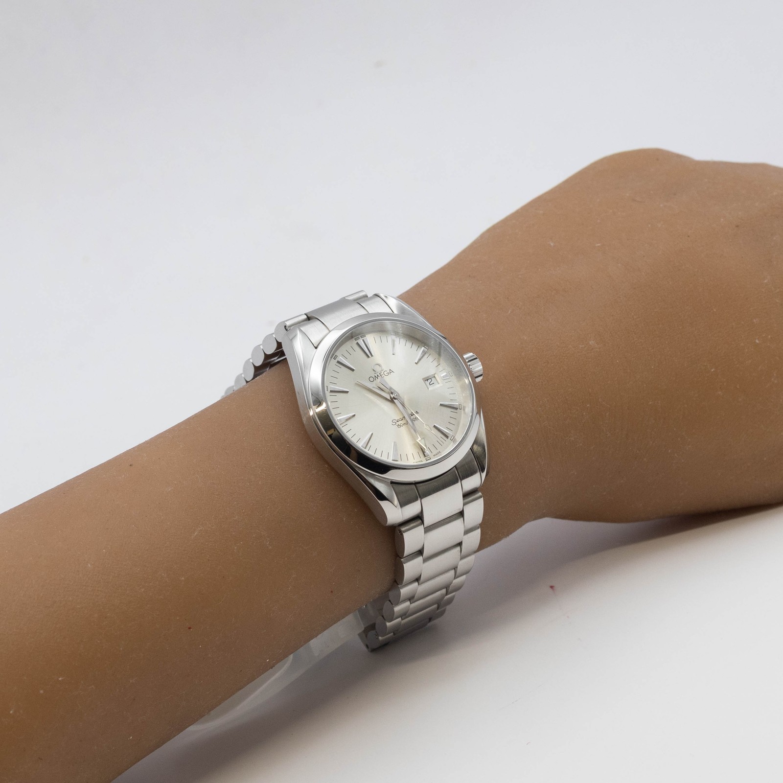 OMEGA Seamaster Aqua Terra 2518.30 Silver Dial Quartz Watch