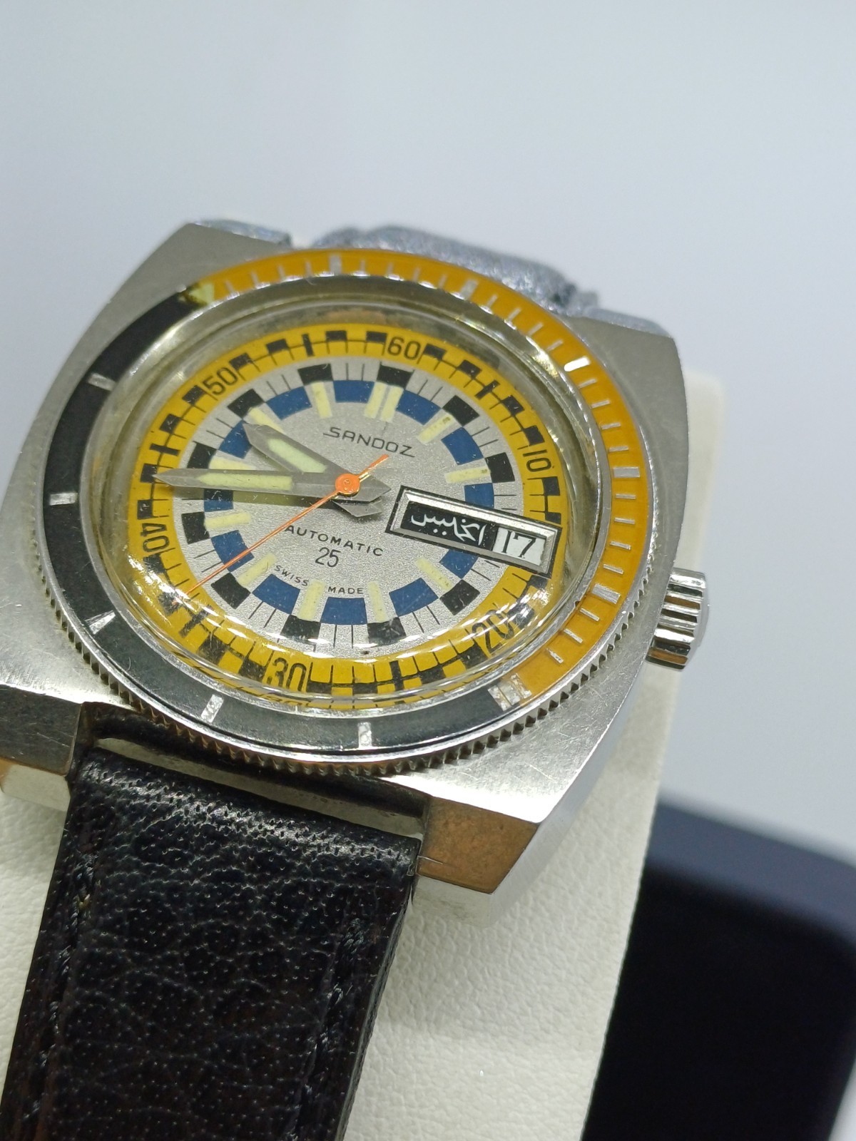 VINTAGE SANDOZ 1748Z-84-8 RALLY OVERSIZE DIVER AUTOMATIC WATCH MENS DAY DATE