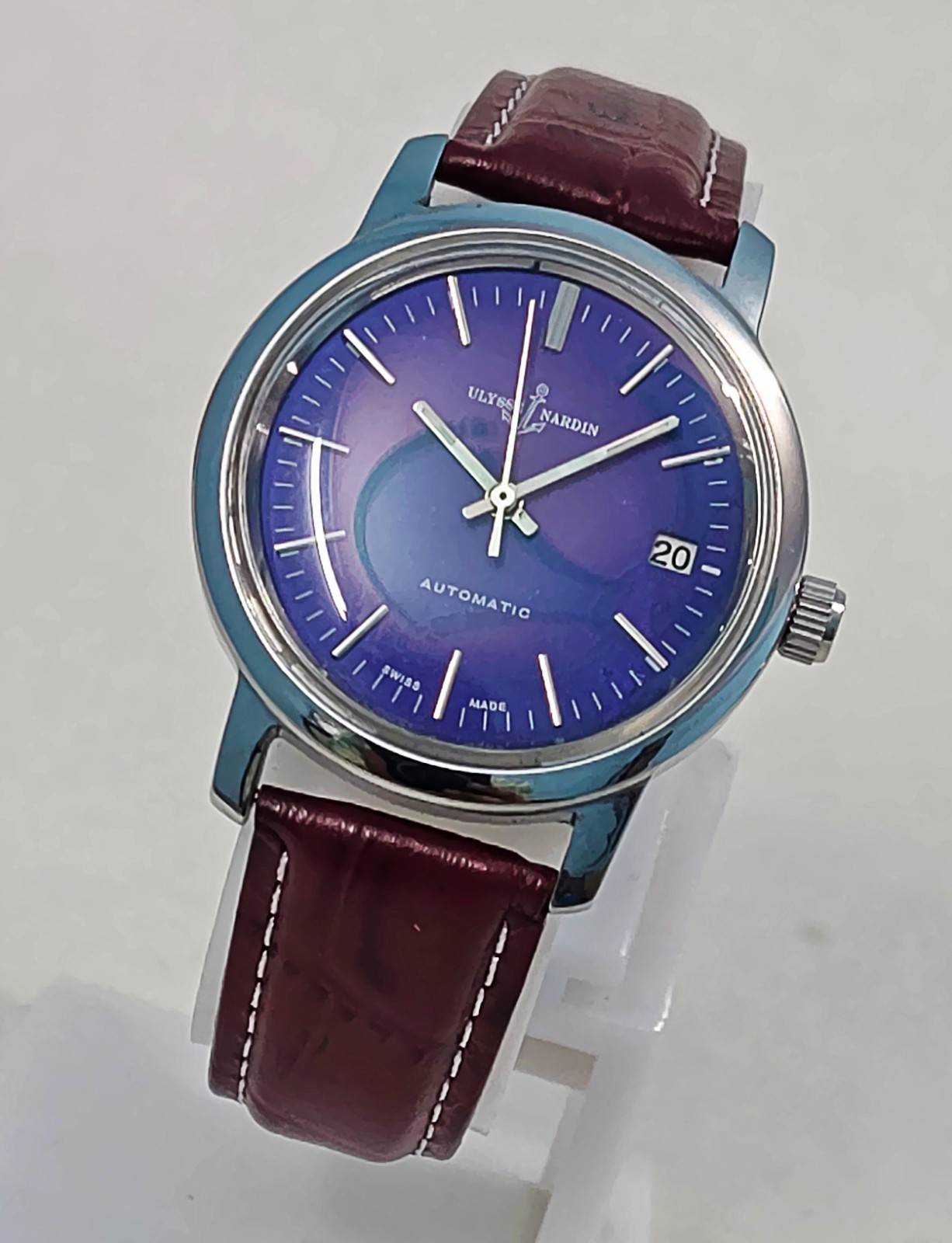 Swiss Made Vintage Ulysse Nardin Automatic 25-Jewels SS Date Men’s Wristwatch