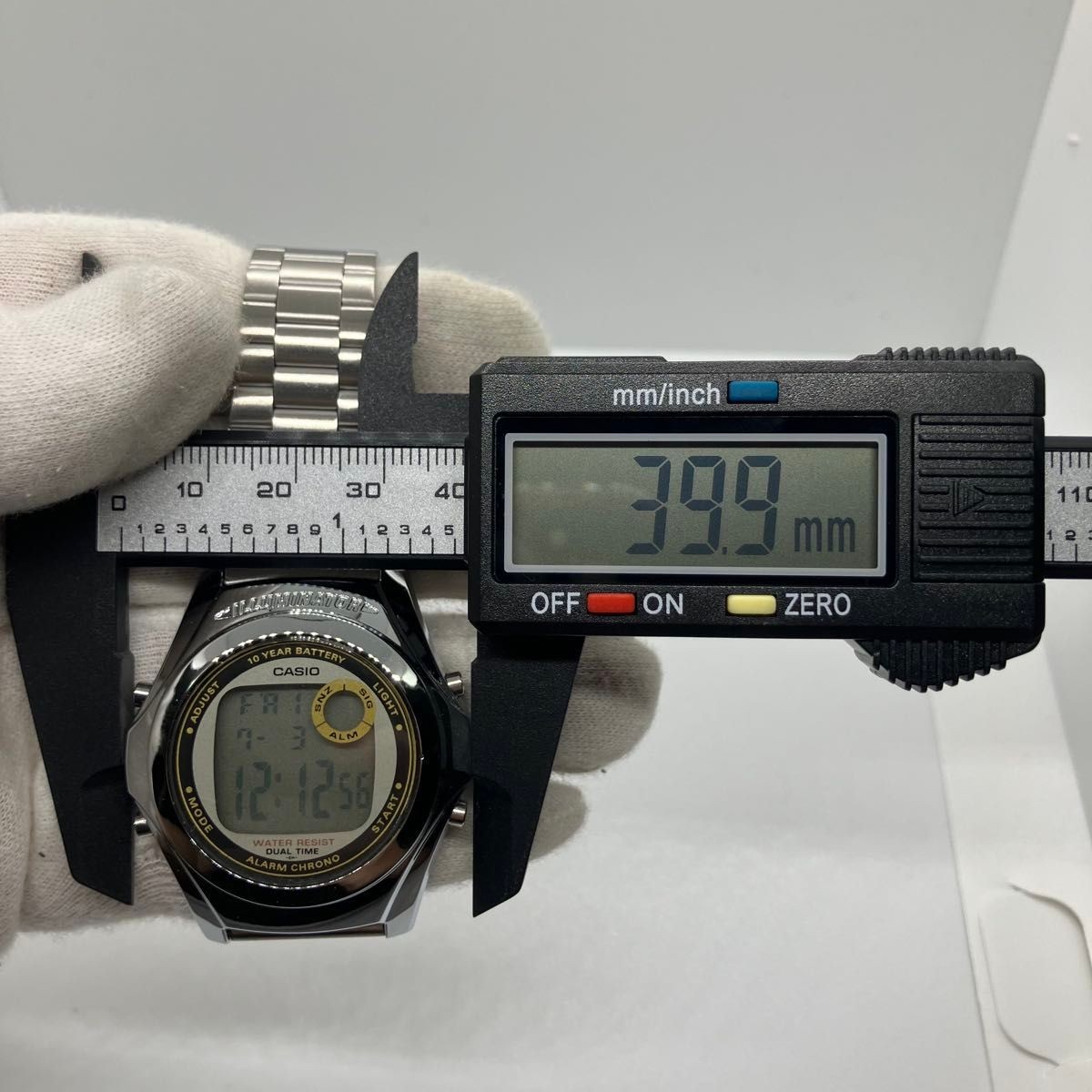 CASIO 10 Year Battery Alarm Chrono Digital Watch Pre-Owned