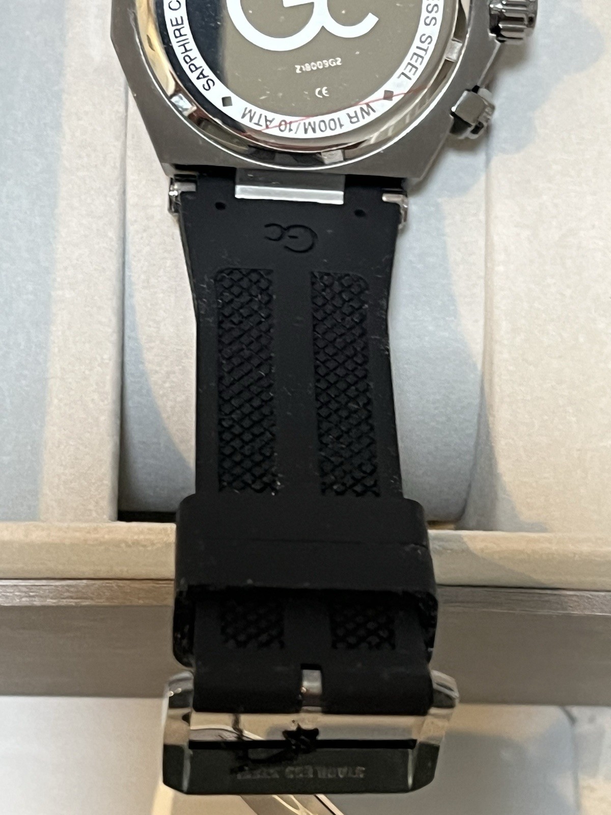 Guess Collection Swiss Chronograph 44mm. Gunmetal.