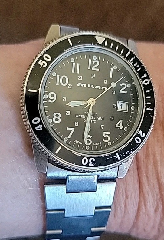 VTG Milan Quartz Watch Men 30m Silver Black Fixed Bezel Date Analog New Battery
